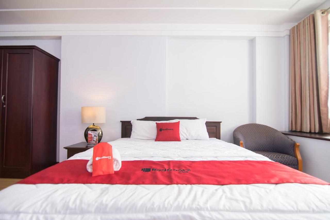 Reddoorz Near Hoa Lu Stadium Ho Si Minh-város Kültér fotó