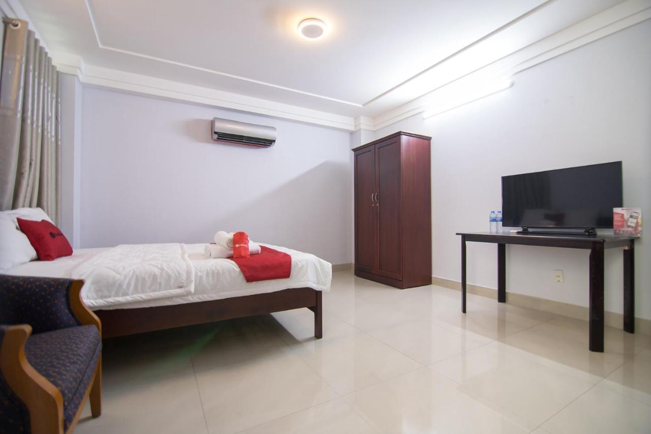 Reddoorz Near Hoa Lu Stadium Ho Si Minh-város Kültér fotó